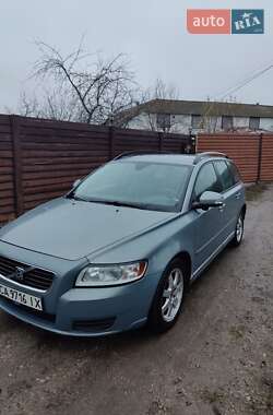 Универсал Volvo V50 2010 в Черкассах