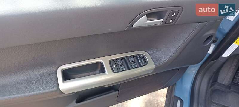 Універсал Volvo V50 2004 в Луцьку