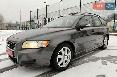 Универсал Volvo V50 2011 в Киеве