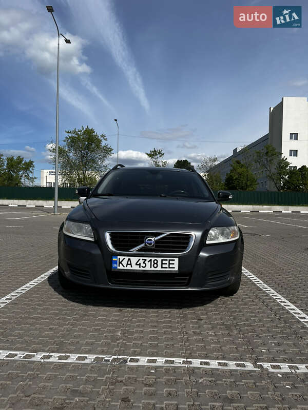 Универсал Volvo V50 2009 в Киеве