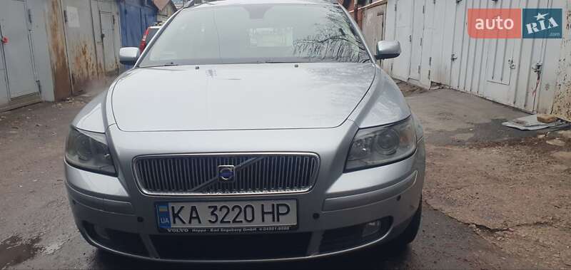 Volvo V50 2006