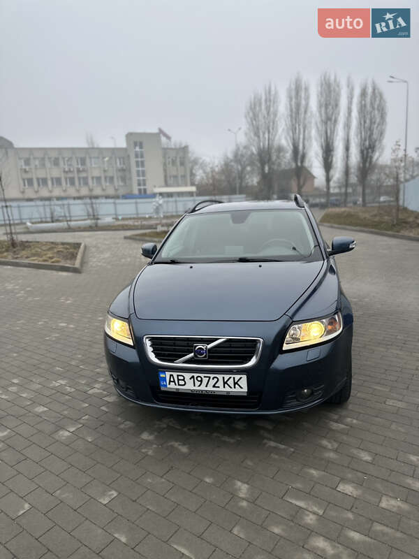Volvo V50 2009