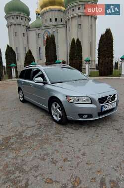 Универсал Volvo V50 2012 в Дубно