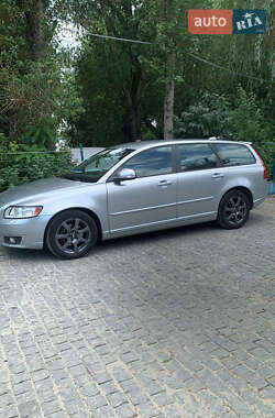 Универсал Volvo V50 2011 в Измаиле