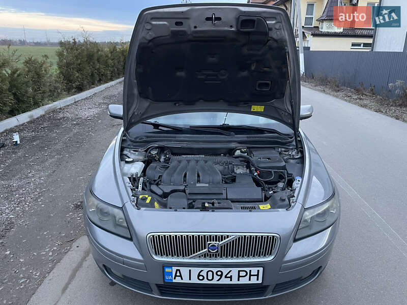 Универсал Volvo V50 2004 в Киеве