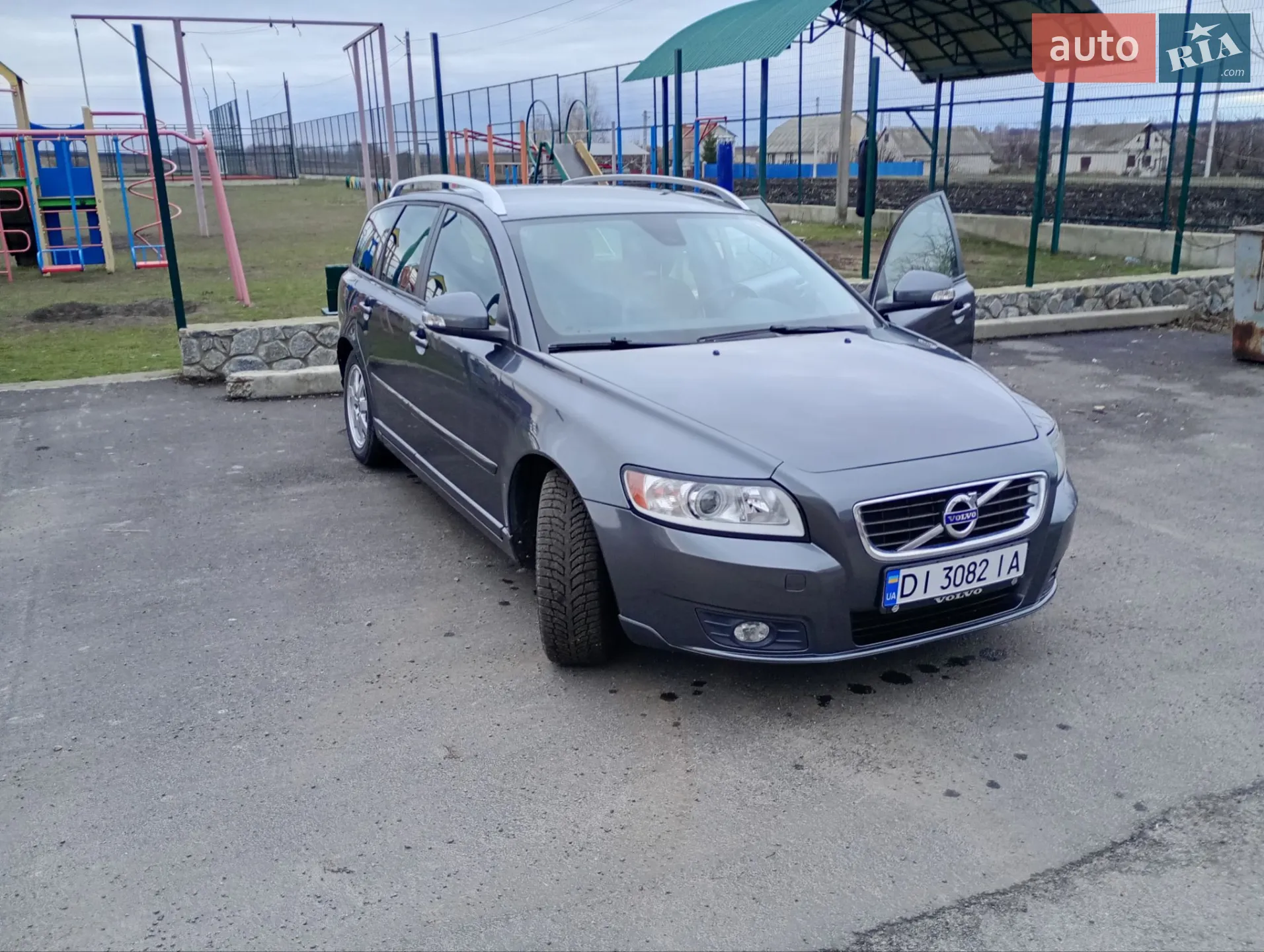 2011 Volvo V50 - мініатюра 12