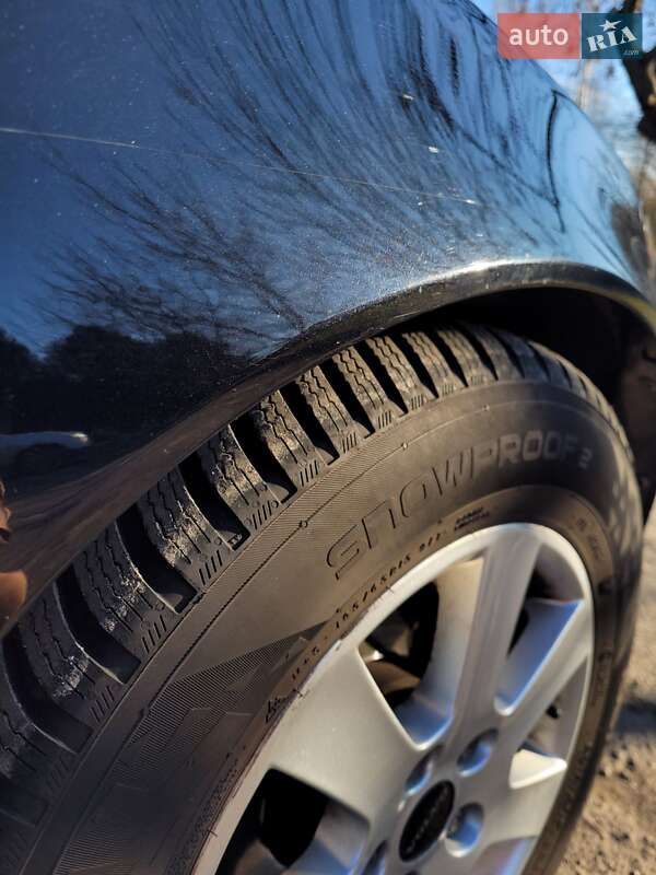 Універсал Volvo V50 2010 в Рівному