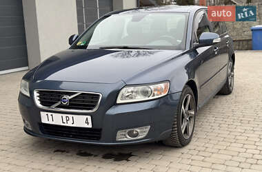 Универсал Volvo V50 2010 в Староконстантинове