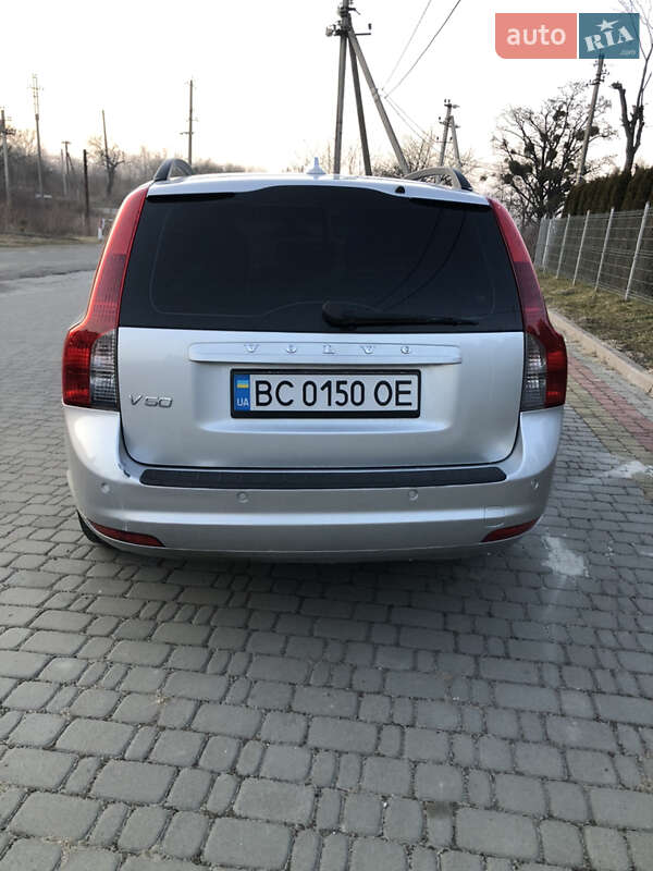 Универсал Volvo V50 2011 в Николаеве фото 4 Универсал Volvo V50 2011 в Николаеве