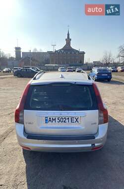 Універсал Volvo V50 2011 в Житомирі