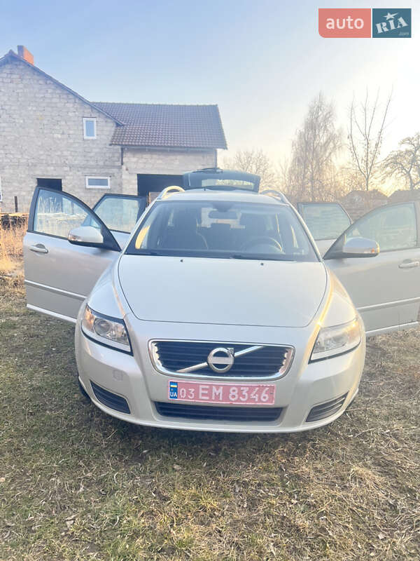 Volvo V50 2012 Volvo V50 2012