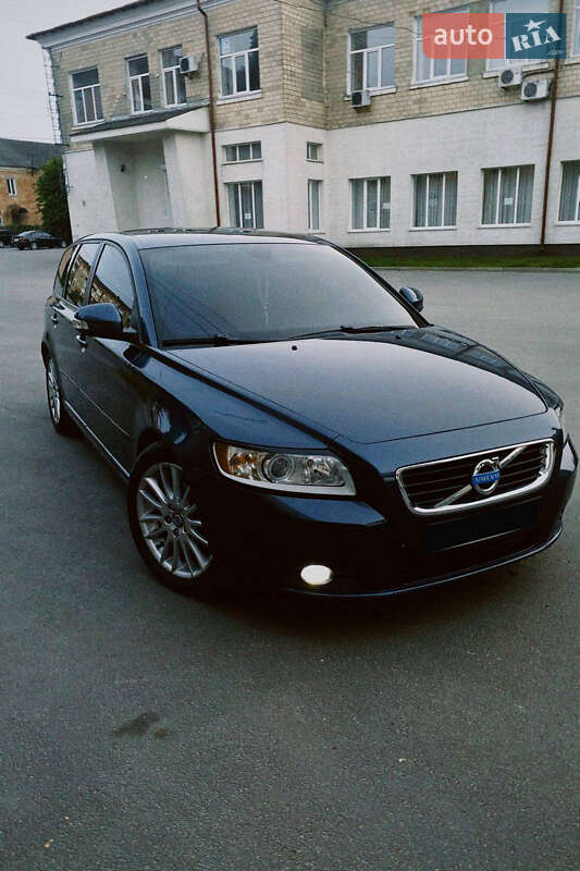 Volvo V50 2011