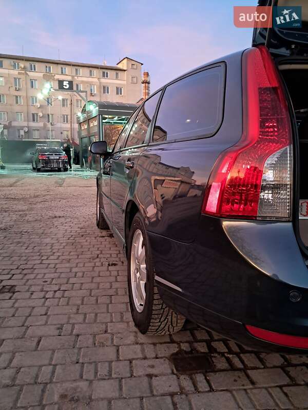 Универсал Volvo V50 2011 в Каменец-Подольском фото 18 Универсал Volvo V50 2011 в Каменец-Подольском