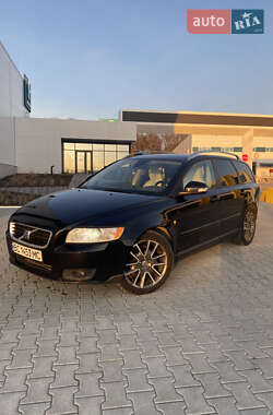 Универсал Volvo V50 2010 в Львове