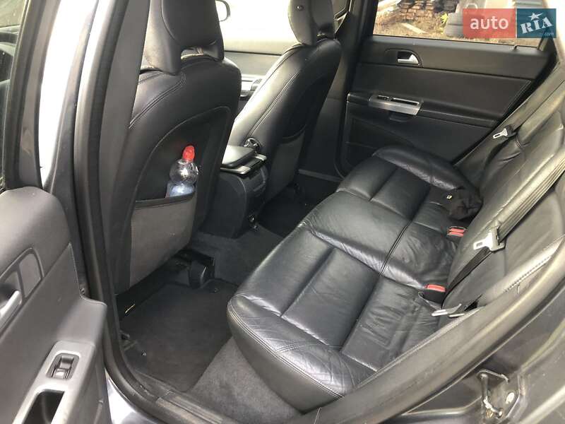 Універсал Volvo V50 2008 в Карлівці