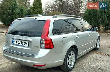 Универсал Volvo V50 2010 в 