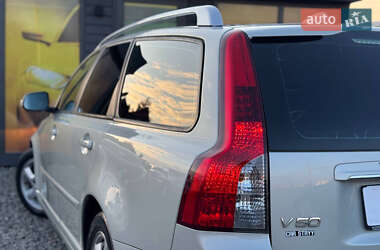 Универсал Volvo V50 2012 в 