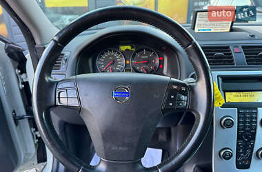 Универсал Volvo V50 2012 в 