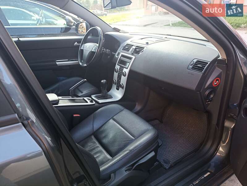 Универсал Volvo V50 2011 в Виньковцах