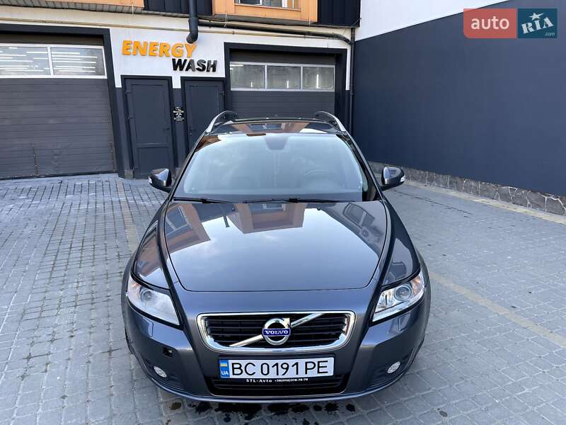 Volvo V50 2012