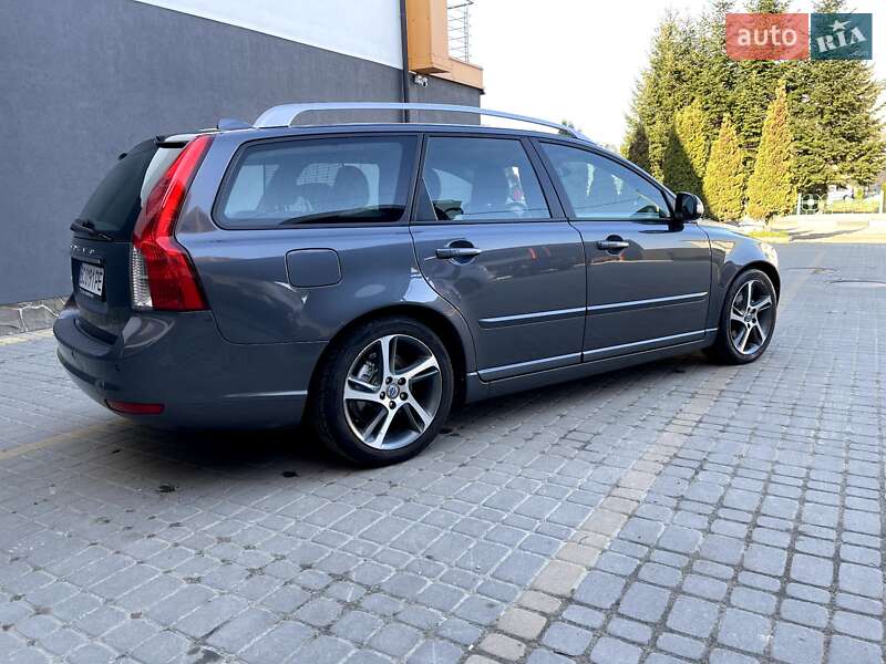 Універсал Volvo V50 2012 в Львові