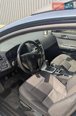 Универсал Volvo V50 2010 в 