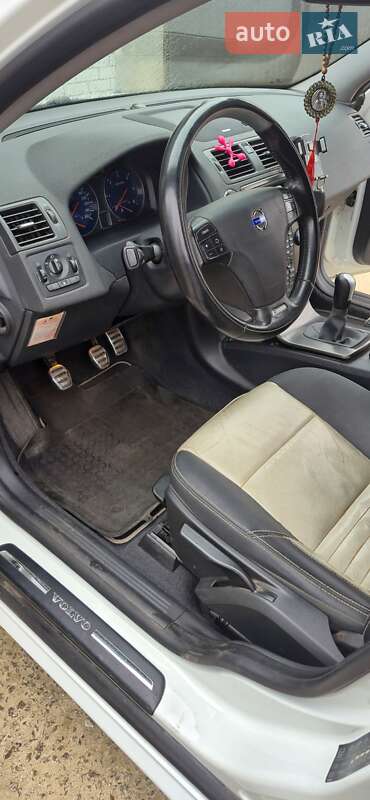 Універсал Volvo V50 2011 в Києві фото 3 Універсал Volvo V50 2011 в Києві