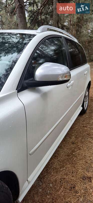 Універсал Volvo V50 2011 в Києві фото 19 Універсал Volvo V50 2011 в Києві