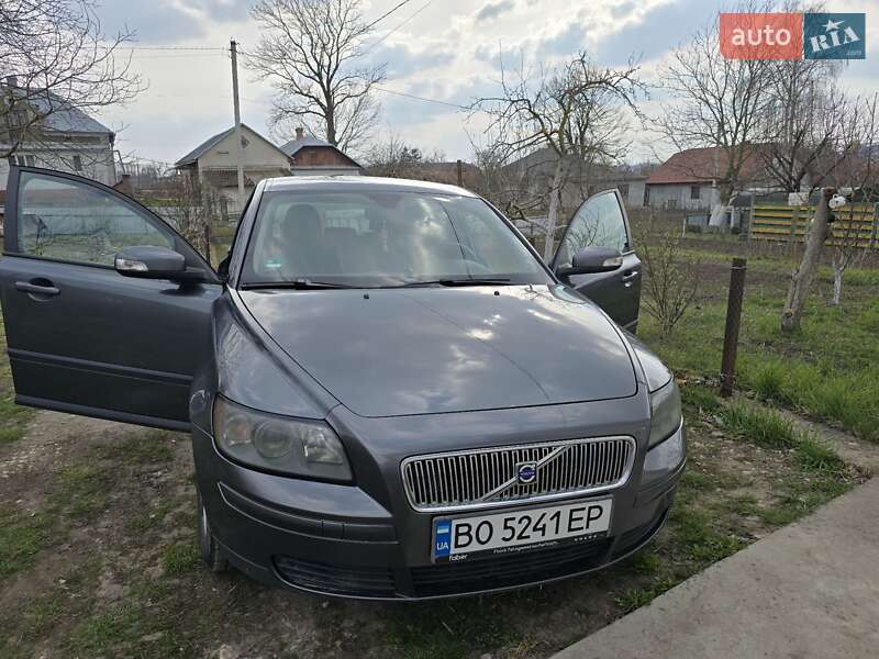 Volvo V50 2006