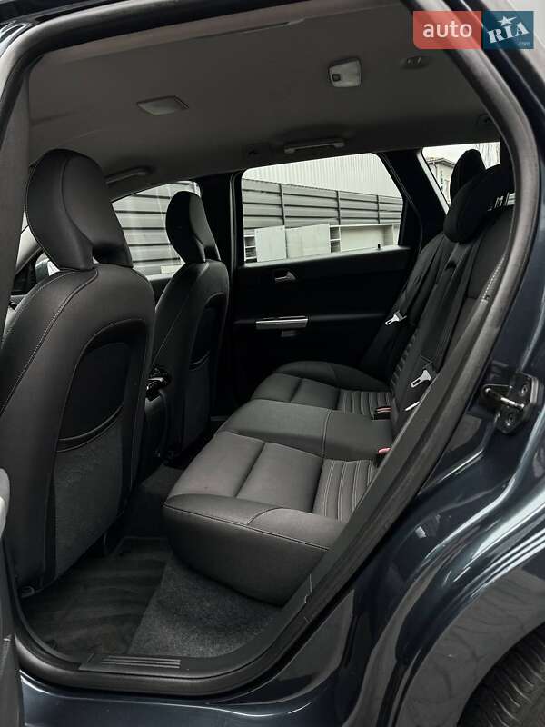 Универсал Volvo V50 2011 в Черкассах