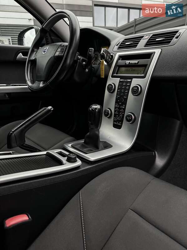 Универсал Volvo V50 2011 в Черкассах