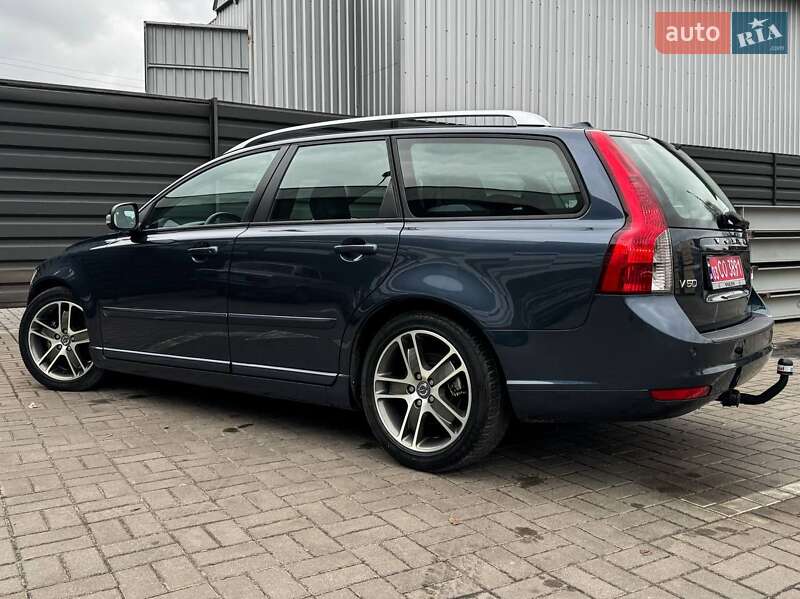 Универсал Volvo V50 2011 в Черкассах