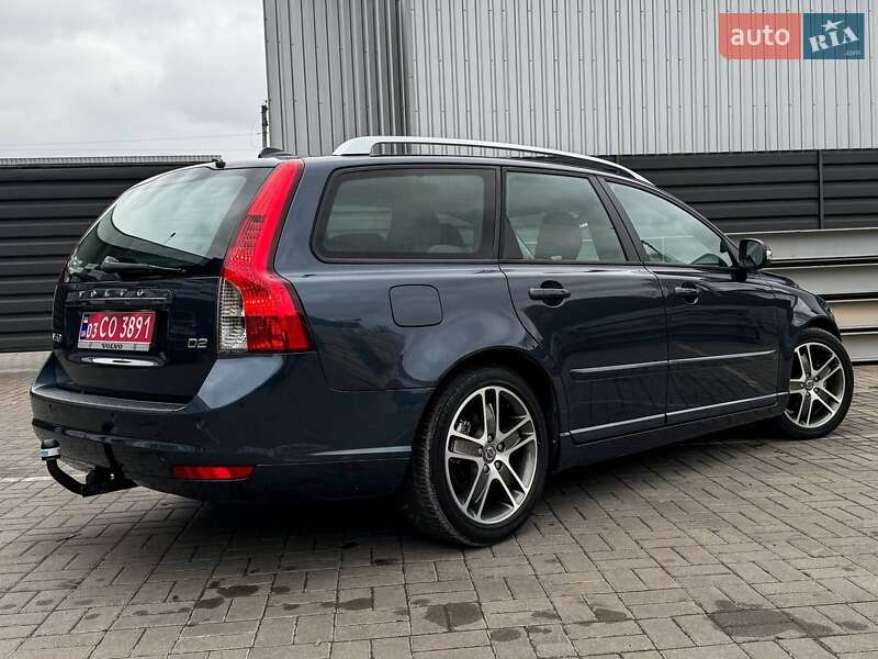 Универсал Volvo V50 2011 в Черкассах
