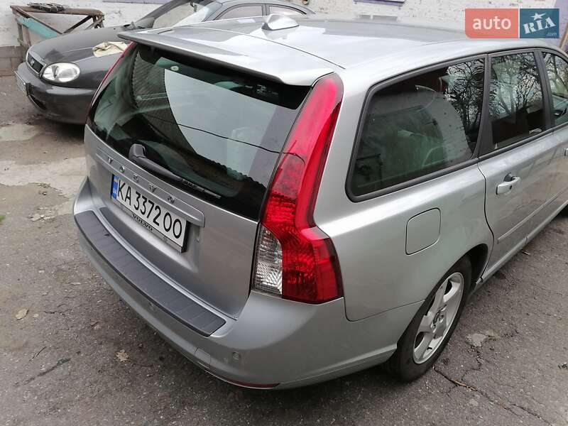 Універсал Volvo V50 2011 в Білій Церкві