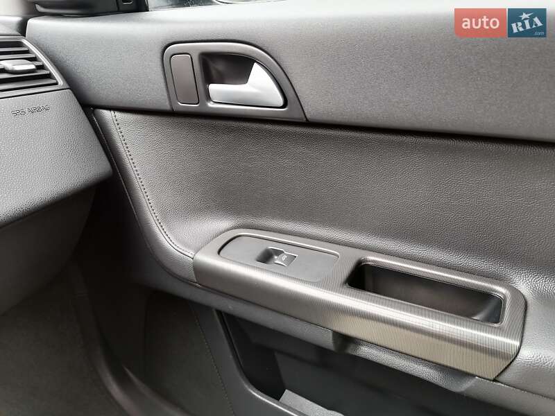 Універсал Volvo V50 2011 в Білій Церкві