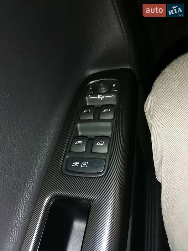 Універсал Volvo V50 2011 в Білій Церкві