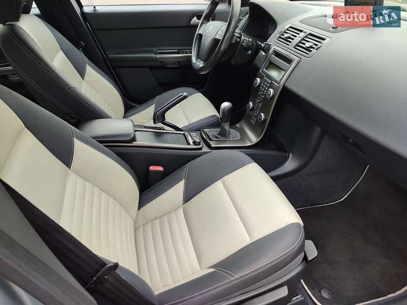 Універсал Volvo V50 2011 в Білій Церкві
