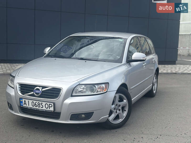 Универсал Volvo V50 2011 в 
