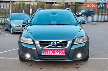 Универсал Volvo V50 2012 в 
