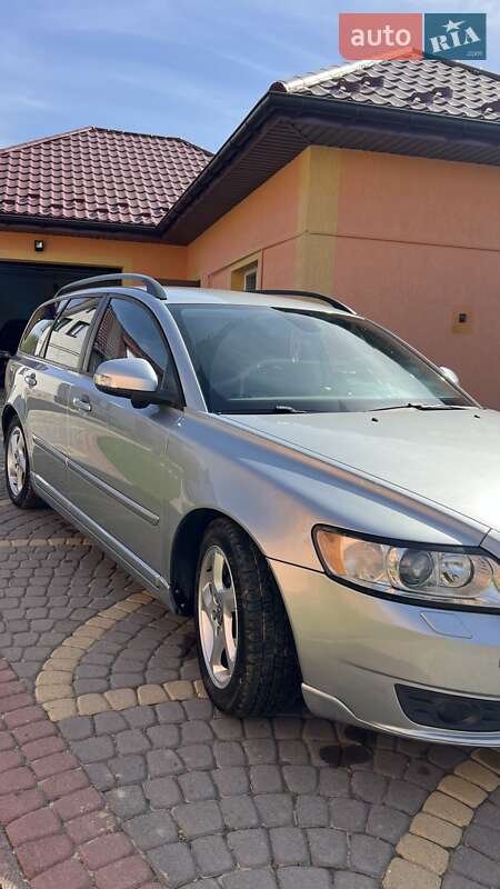 Универсал Volvo V50 2009 в Львове