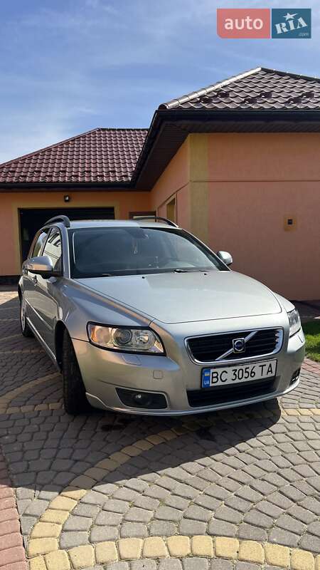Универсал Volvo V50 2009 в Львове