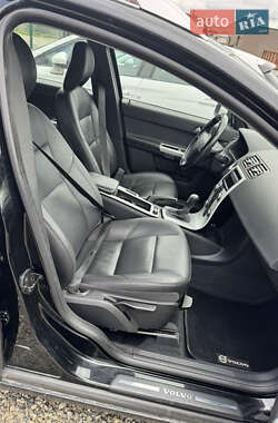 Универсал Volvo V50 2012 в 