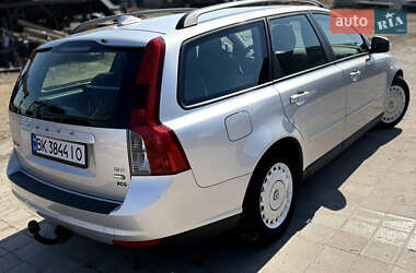 Универсал Volvo V50 2009 в 