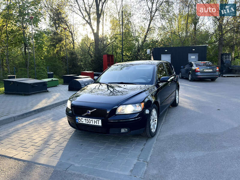 Volvo V50 2005