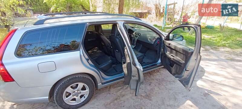Универсал Volvo V50 2009 в Киеве