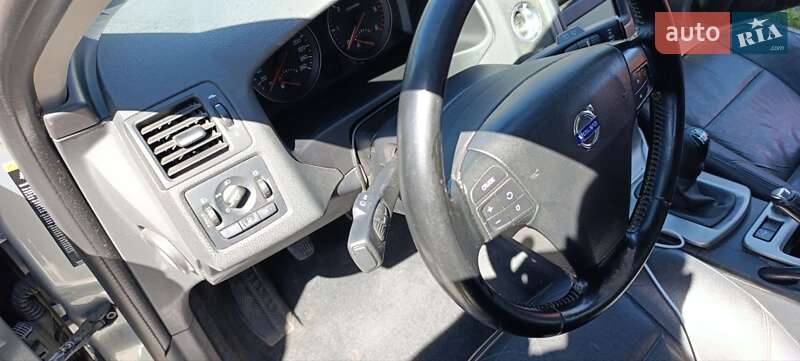 Универсал Volvo V50 2009 в Киеве