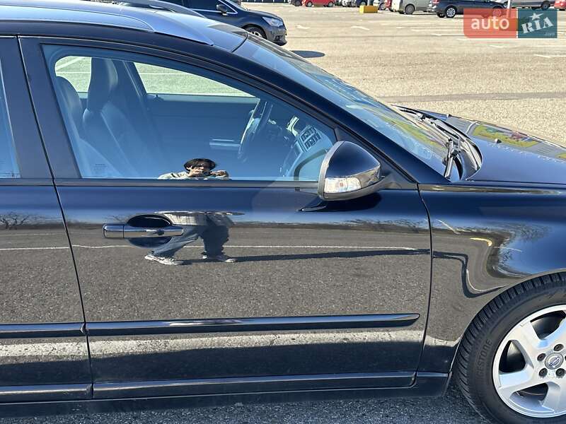 Универсал Volvo V50 2012 в Виноградове
