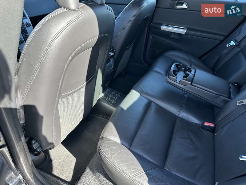 Универсал Volvo V50 2012 в Виноградове