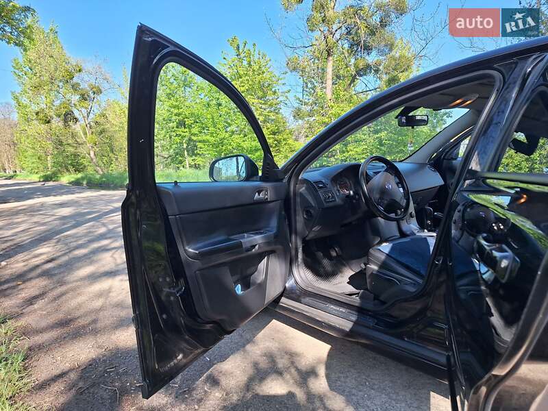 Универсал Volvo V50 2010 в Стрые