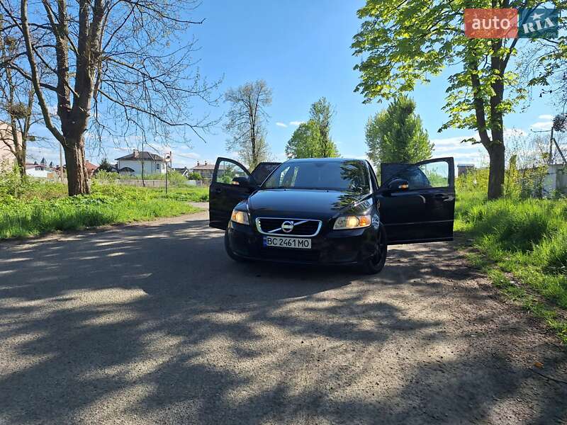 Универсал Volvo V50 2010 в Стрые